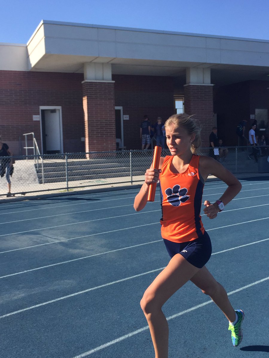 RunningBengals's tweet photo. Relay team track state qualifiers @bengalsbhs https://t.co/ODYvSufhvt