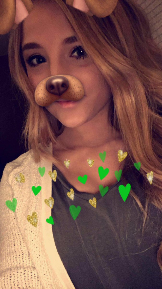 bella_c39's tweet photo. Figured I'd share this accomplishment with twitter. Happy 100 day streak to the gal that's had my back since day one 😉 @bella_c39 https://t.co/Fu1P25hgjM