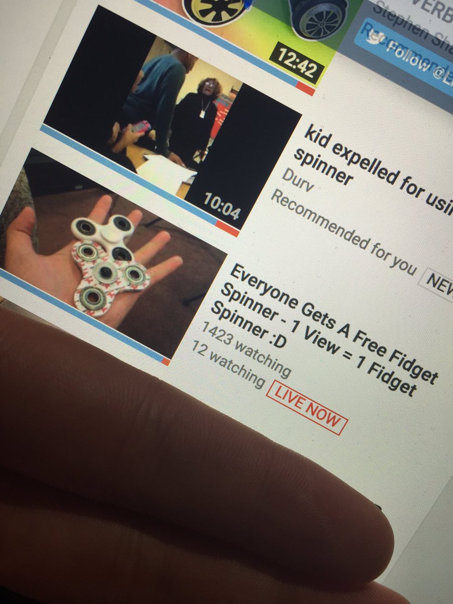 TheNathanLIVE's tweet photo. Look at this loser use my thumbnail and doing fake giveaway livestream!! 😂😂😂 https://t.co/1xtAvcARXU