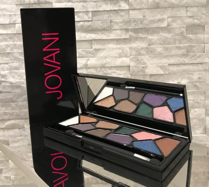 JVNbyJovani's tweet photo. It's time for a #FreebieFriday #giveaway! For your chance to #win Jovani #makeup, retweet and follow @JovaniFashions  &amp; @JVNbyJovani ! https://t.co/BFe6lVbY2l