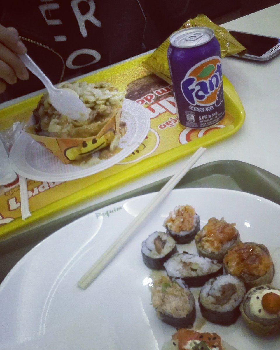 PhernandaSA's tweet image. Jantinha com a amiga linda 😍😍💝