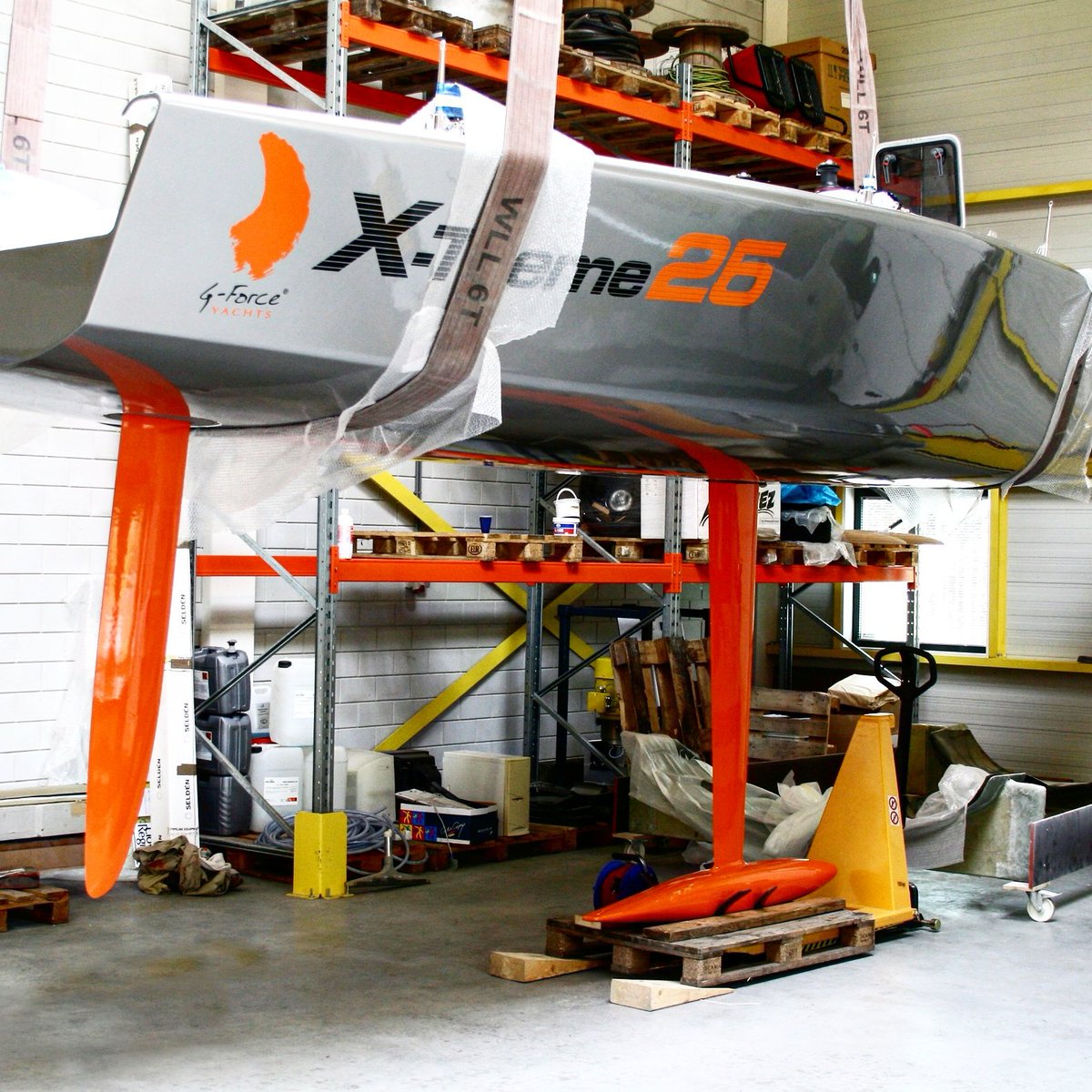 GForceYachts's tweet photo. #uponrequest #xtreme26 #metallic #paint #gforceyachts #dutchquality 🇳🇱 #sailing #sailthebest #passion #highperformance #weloveorange 🏆 https://t.co/qEM5gjJuxn