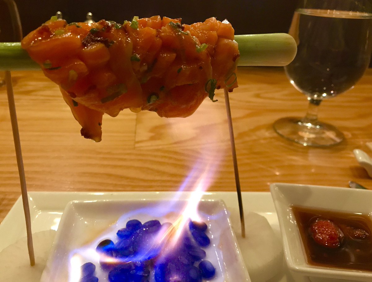 SeizeTheWeekday's tweet image. Omakase at @NextDoorWegmans. Every Thursday, a creative 6-course tasting menu is presented by a featured chef. Last nights was legendary.