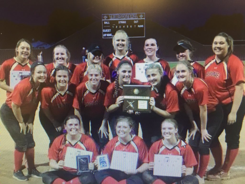 Take the Gray exit to get to the district! GREAT JOB Blazers #boonestrong💜💜💚