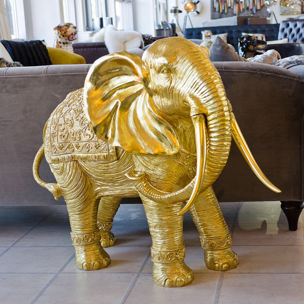 Feblands's tweet image. #stunning #gold #elephant #goldelephant #luxuryinteriors #HomeImprovement #homefurnishings #home #sculpture #ornament