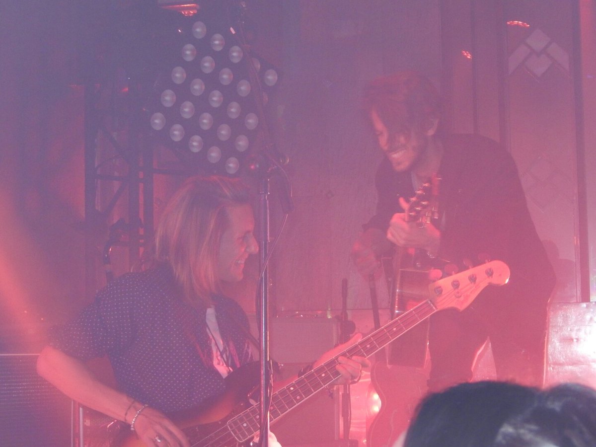 DVICIO_HOLLAND's tweet photo. @dvicio_nacho @dvicio_martin en Madrid @TeatroBarcelo 🎤🎸🎶 https://t.co/5pk0qGHW8g