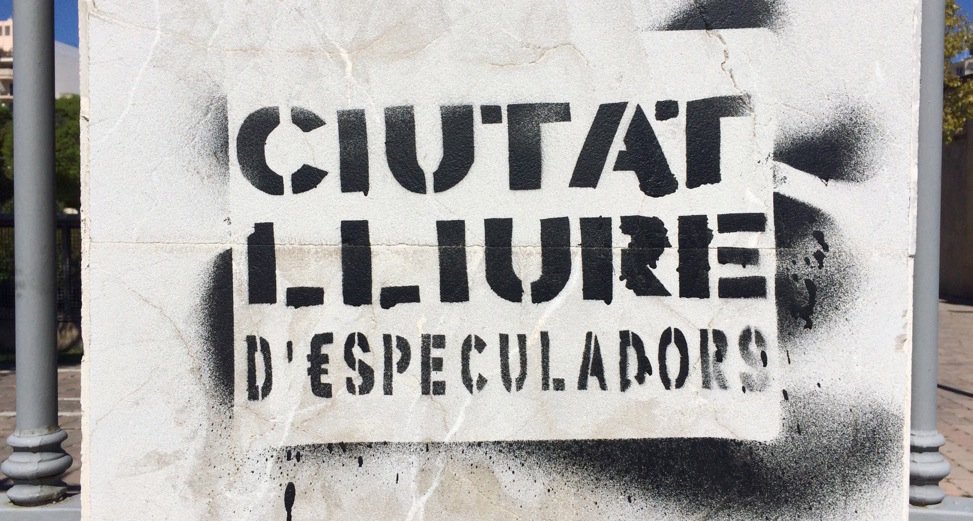 ALBA_SUD's tweet photo. Resposta de @maciablazquez a l'estudi legitimador del lloguer turístic de pisos dels economistes de la UIB. https://t.co/mQ6VH0T1f6 https://t.co/s0Z2l4qyXX