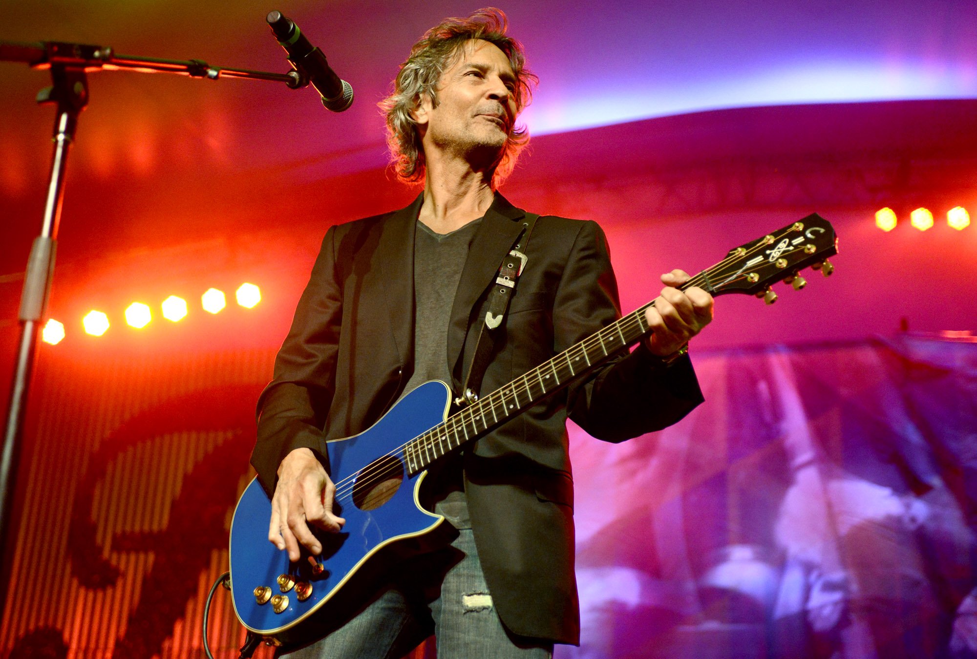 HAPPY BIRTHDAY BILLY SQUIER !! 