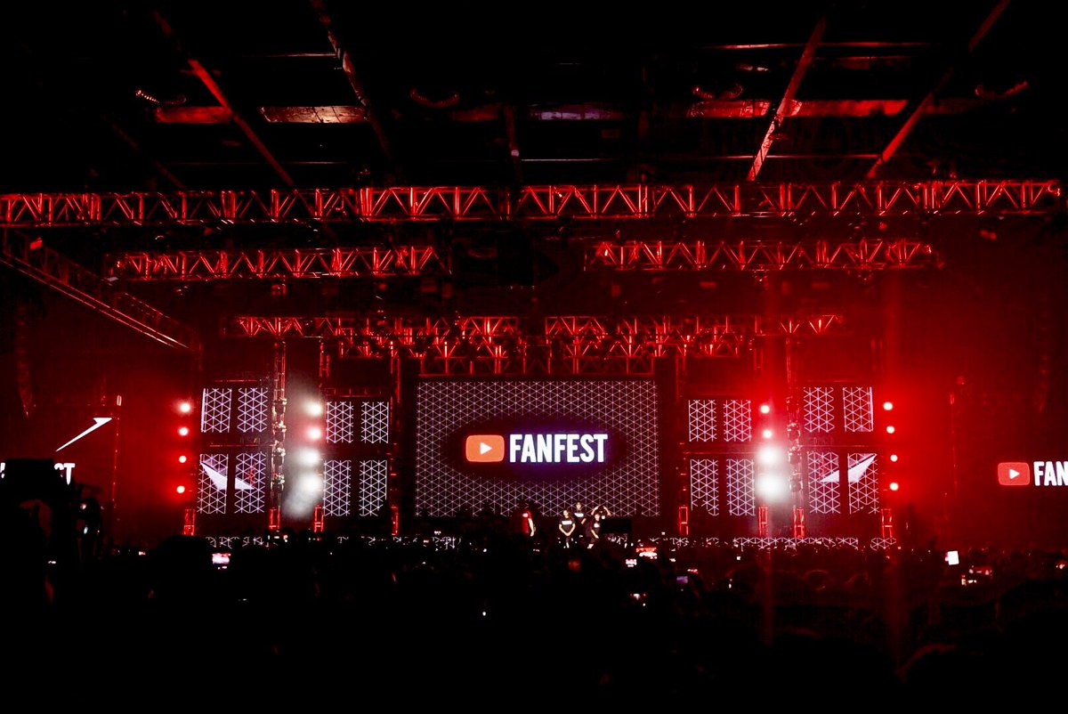 YouTube_CPH's tweet photo. #YTFFPH is lit 🔥 https://t.co/XswOlIYEwR