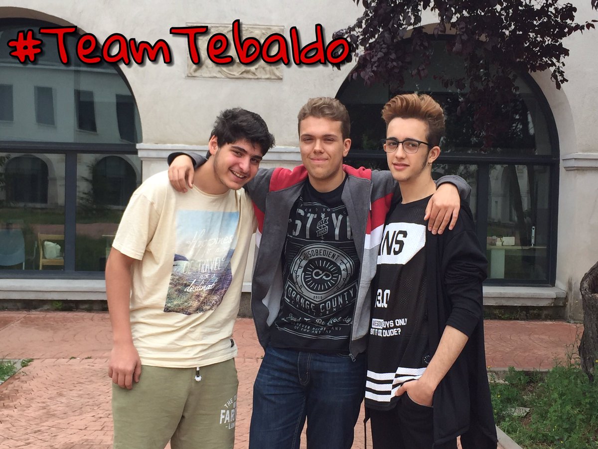 Tebaldo_cplt's tweet photo. ¡Nosotros somos el equipo administrativo de Tebaldo Capuleto, el primo de Julieta! 🤘🏻☺️ https://t.co/tVMkkJM9Ig