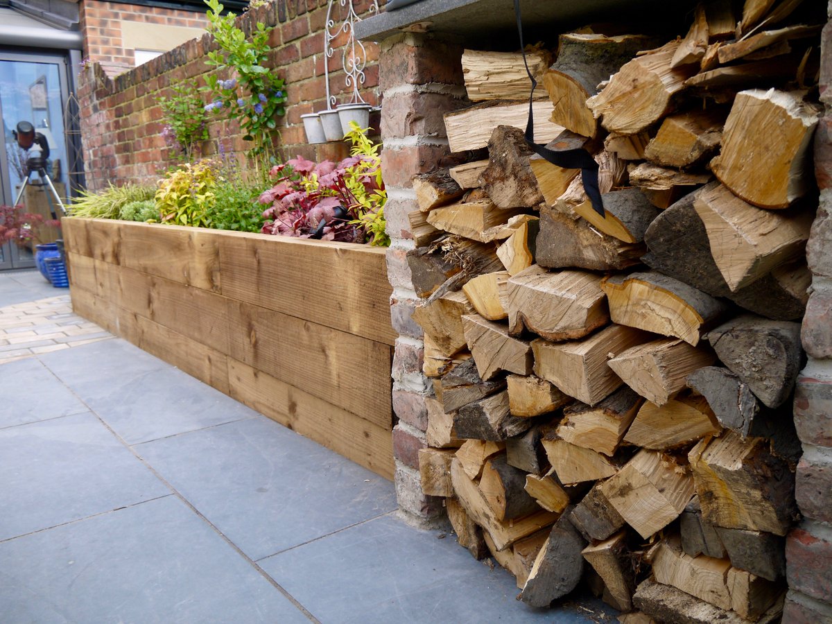 elmfieldgardens's tweet photo. #SmallSpacesMagicPlaces Love working on #courtyard #gardens Just finished transforming this #yard in #Gosforth Clients are delighted https://t.co/1jF0VT5SZF