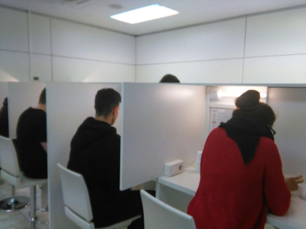 Rafaprofesor's tweet photo. Disfrutando y aprendiendo @EPJaveriana en laboratorios pregunta descubre investiga AENOR #educacion #FPInnova2017 https://t.co/7jvuYJXJOv