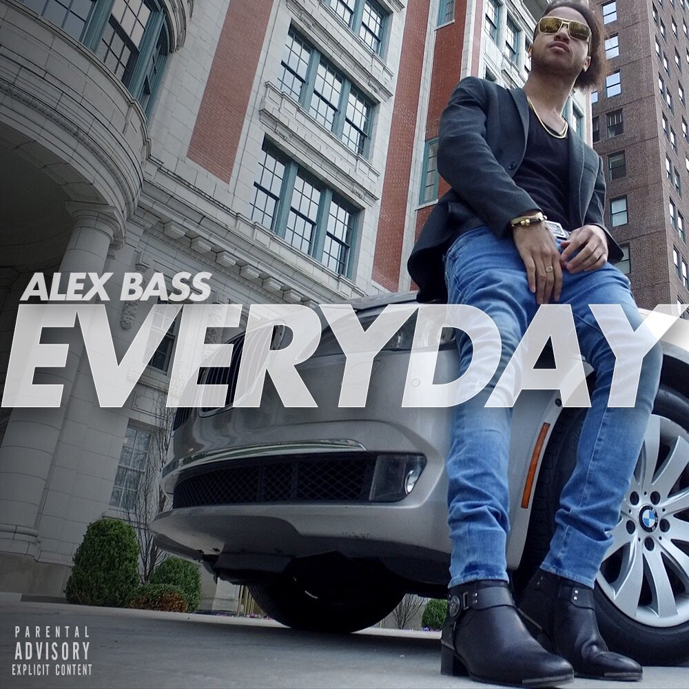 VIPDJz's tweet photo. Check out the superb new track by Chicago's Alex Bass (@itsalexbass) - "Everyday" https://t.co/QIJZV3EgUp. IG: https://t.co/e8rYdkBNXc https://t.co/FkuhLyDNHq