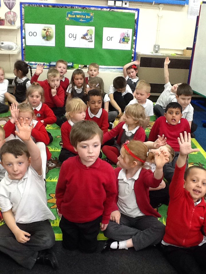 gshepherd_s's tweet photo. We made some gruffalo crumble. It was delicious! #hiseyesareorange #histongueisblack #hehaspurplepricklesalloverhisback @Rockingham_News https://t.co/fMNPPg0RWv