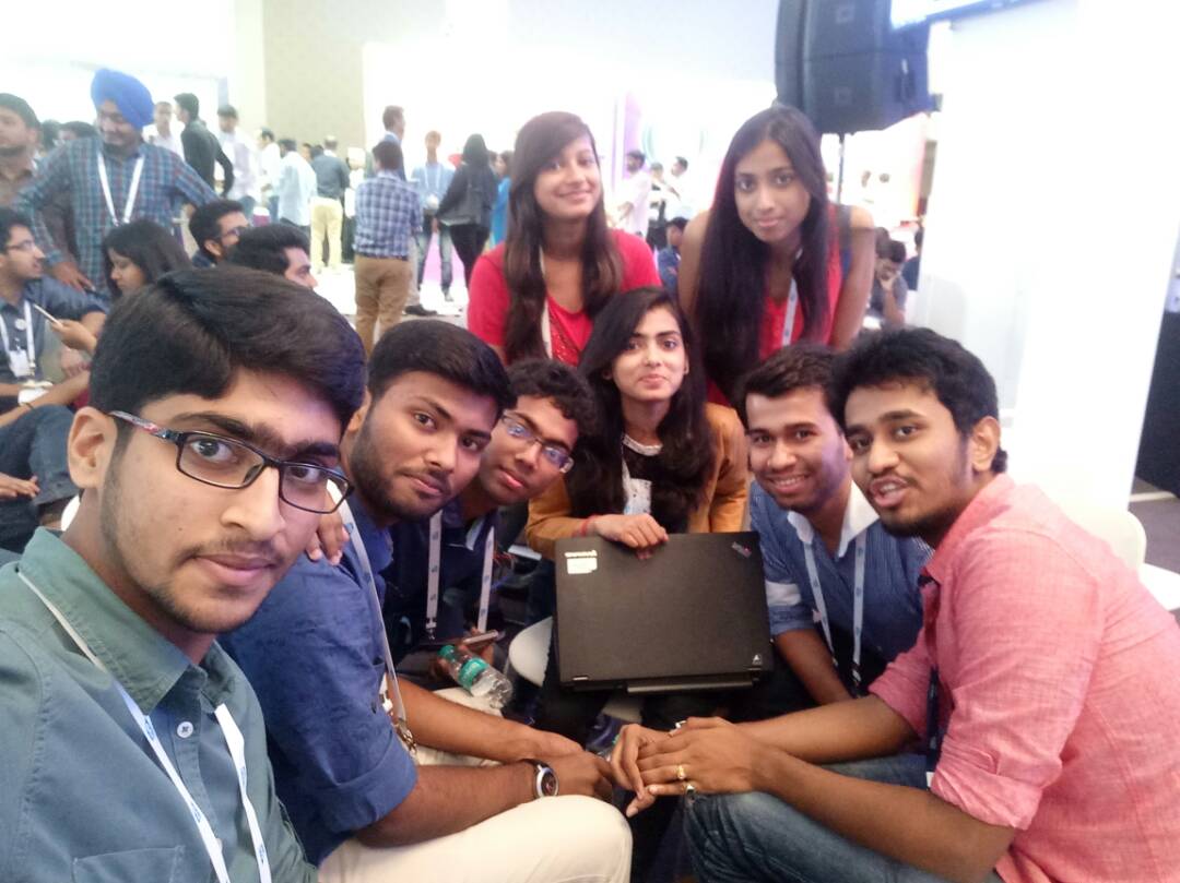 ChirpingSAPNA's tweet photo. #SAPFreshersDay  #Lunch
The one after the lunch
Good good...Good life!! :) https://t.co/GAyJLSfH8w