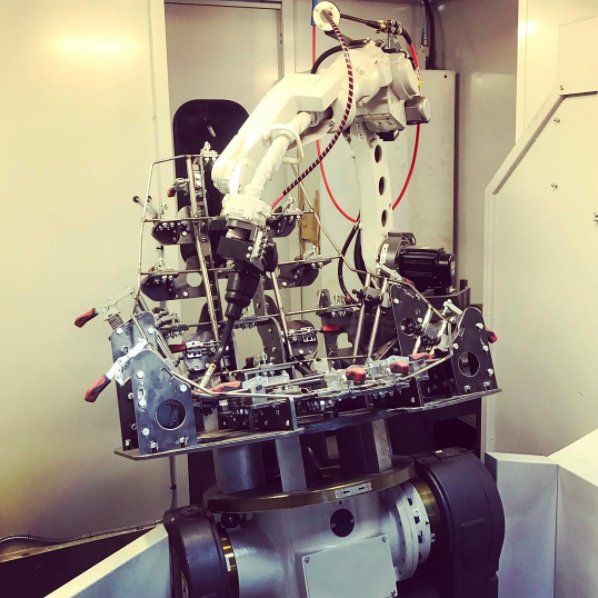 naughtone's tweet photo. Behind the Scenes. Embracing future tech... #alwayslounge chair skeleton being welded in the #robot WOW #britishdesigned https://t.co/GZBZBhFjzo