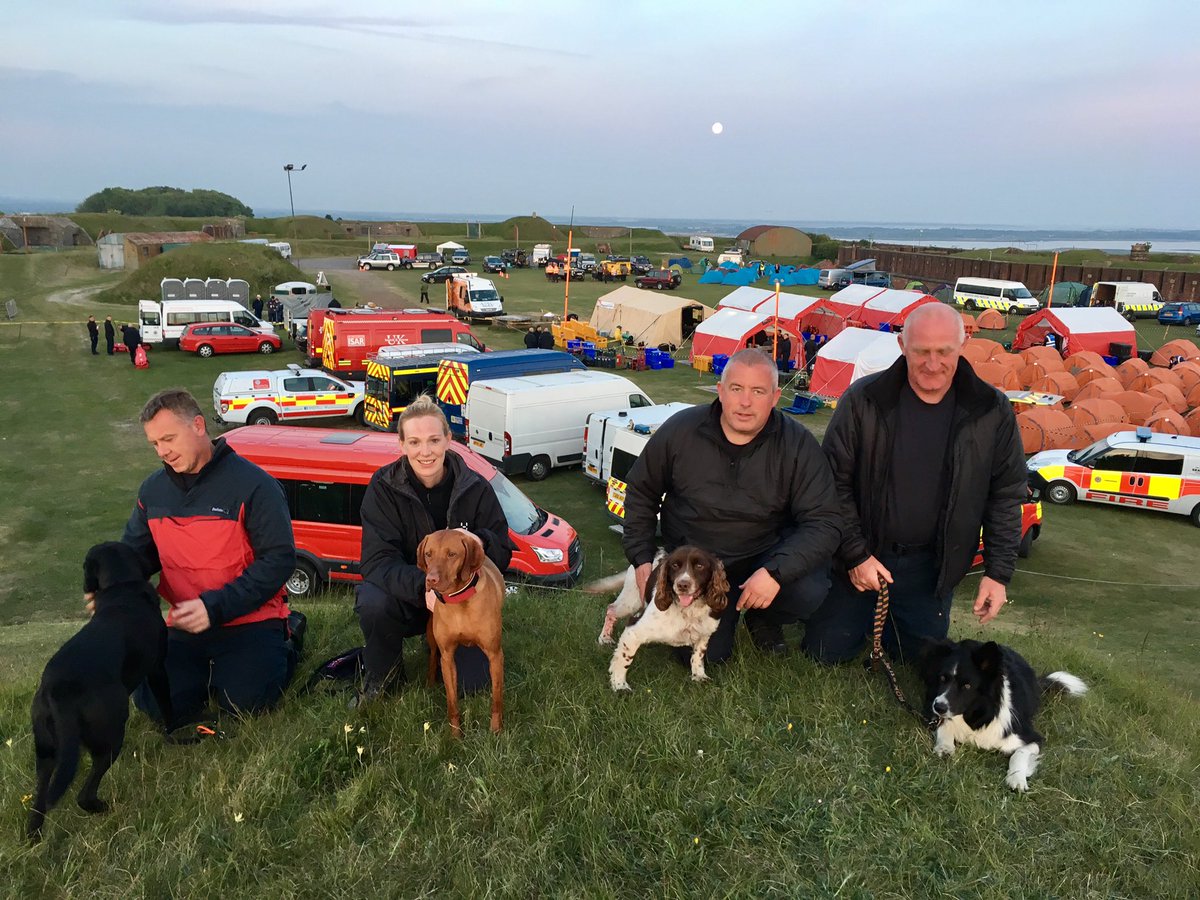 LindsaySielski's tweet photo. @UK_ISAR_TEAM search dogs back at camp after supporting ISAR technicians. Proud to be apart of such a professional team #simexseries2017 https://t.co/cpsLFxgeg0