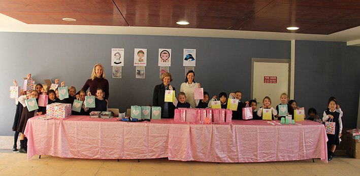 There were plenty of lovely presents at the Mothers Day Stall in the Junior School today.