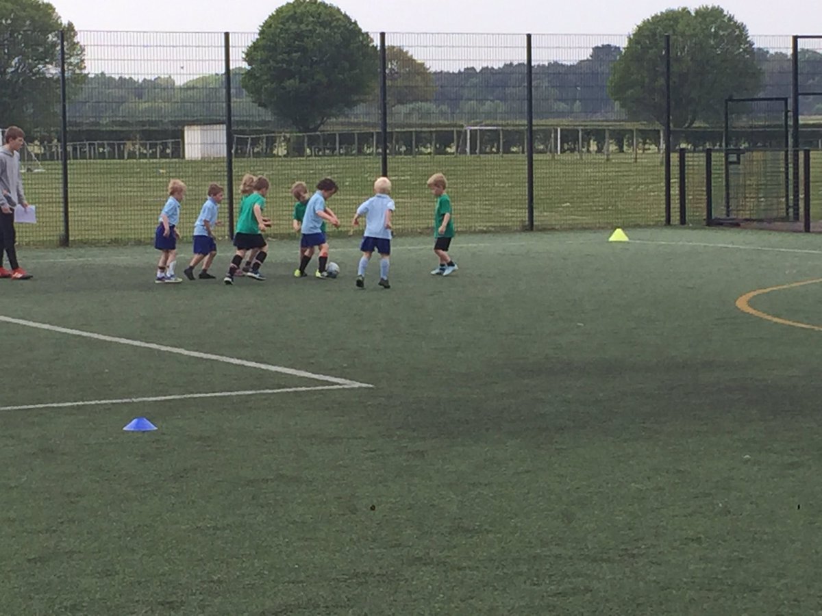 SportKnutsford's tweet photo. Yesterday's KSSP Reception Yr footy festival @EgertonFC @PE_Bexton @ManorParkSchool @EgertonPrimary #football #Knutsford #FutureStars https://t.co/VRNjW8igql