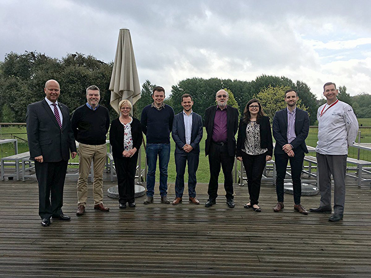 The @UniRdg_Bars @UniRdg_Eat <a href="/VenueReading/">Venue Reading</a> Team saying farewell to Mr Morten as he heads into retirement after 40 yrs #tucofamily <a href="/TUCOltd/">TUCOltd</a>