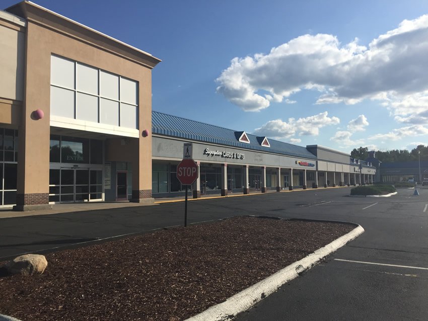 Are you seeking services for #RentalPropertyManagement? Madison Properties are here to assist you. Get to us now. bit.ly/1ol52Hn