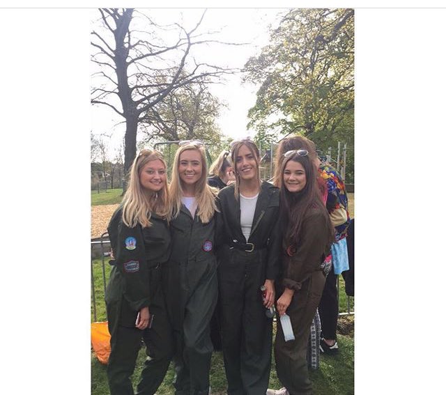 Flora_Guild's tweet photo. @bethhandersonn_ Happy Birthdya gorgeous hope you have an amazing Bday and I'll see u tonight !!xxxx https://t.co/MOTL9BAQyM