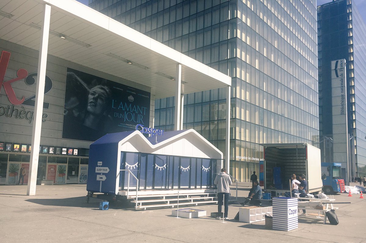 Zwaanpoel's tweet photo. Le @Casper #SleepTour s'installe en face du MK2 Bibliothèque François Mitterrand 😴 https://t.co/EELngqrBJm