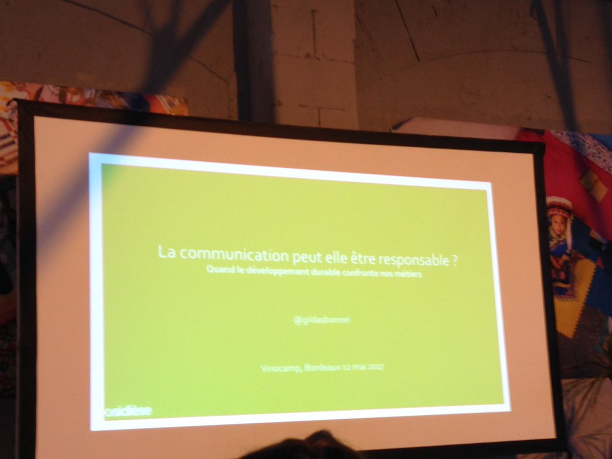 Un des piliers de la comm responsable est la responsabilité des messages @GildasBonnel <a href="/AgenceSidiese/">Sidièse</a> #vinocamp #Darwin