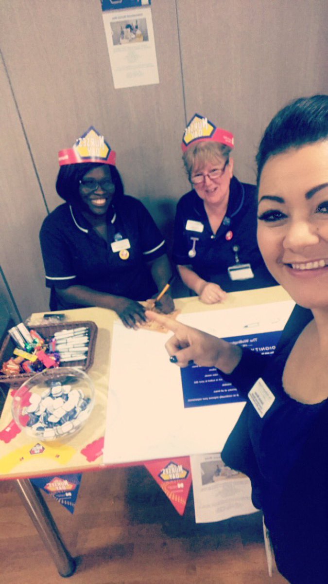 Billybminnaar's tweet photo. International Nurses day at The Wellington Hospital #InternationalNursesDay2017 #RCN #nurseheroes https://t.co/RmUyYiH7Rp