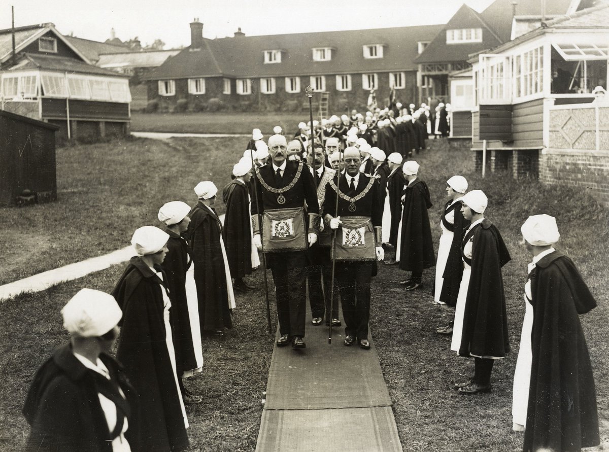 MuseumFreemason's tweet image. For #Freemasonry300 and #InternationalNursesDay these nurses at Lord Mayor Treloar Hospital in 1929