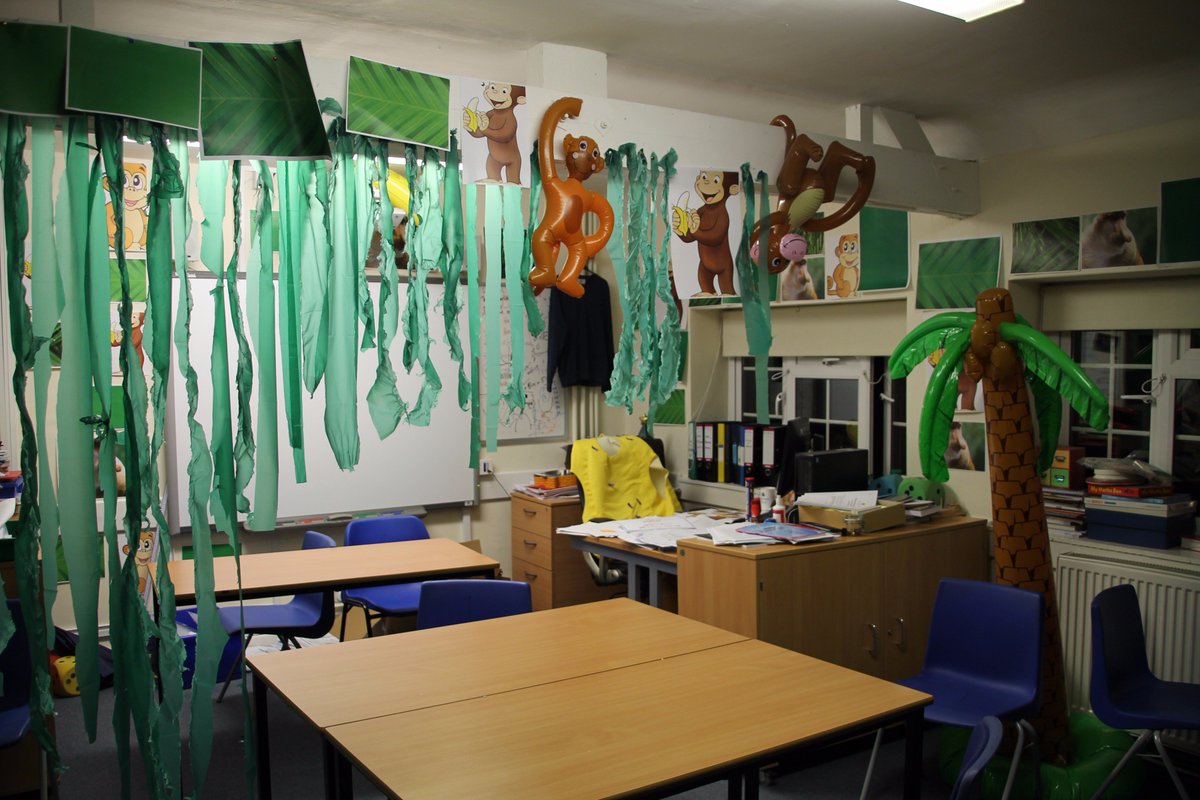 Cranford_Sch's tweet photo. The storm after the calm! It's #MuckUpDay! https://t.co/nB5Kkf2pBe