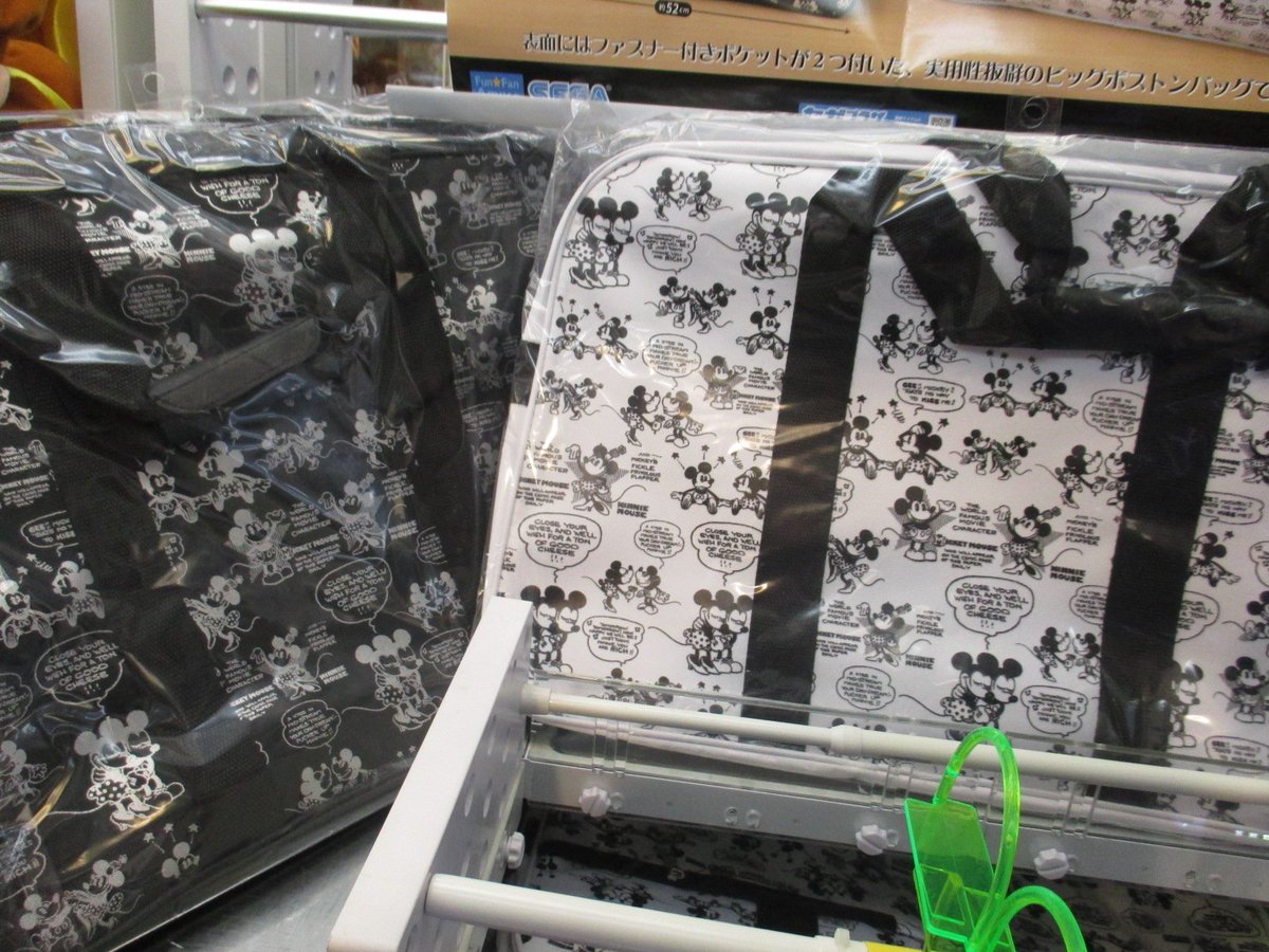 Namcoイオンモール姫路リバーシティ店 景品情報 ミッキー ミニープレミアムポケット付ビッグボストンバッグ 投入しております W ノ モノクロコミック調で普段使いしやすい大容量バッグです O O カジュアルなお出かけのお供にいかがでしょ