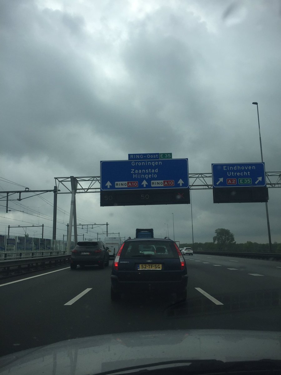 ardo_g's tweet photo. File voor het #vangaslos gestival https://t.co/oH45DgQfwL