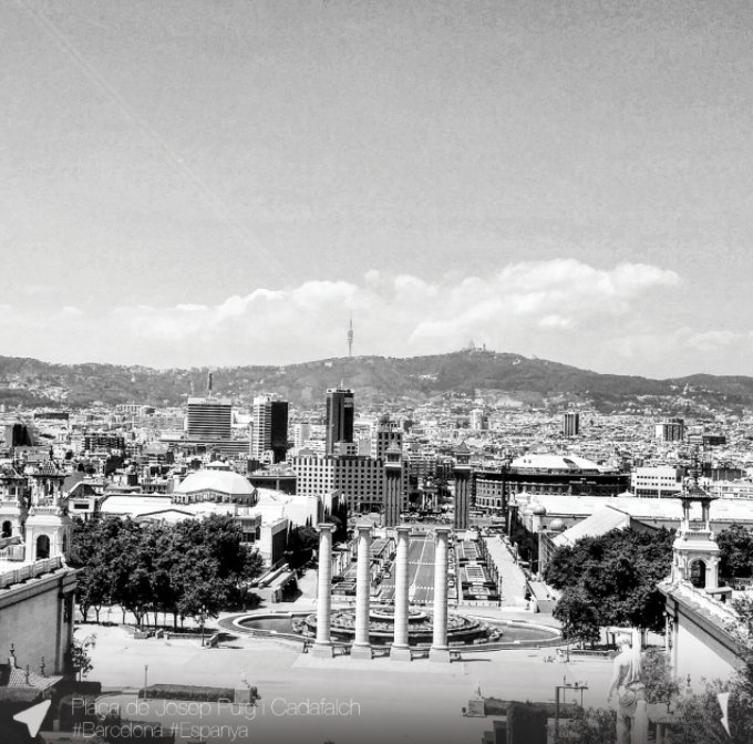 BackpackerThund's tweet photo. Josep Puig i Cadafalch Square in #Barcelona #Spain Photo by: #BackpackerThunder© #BCN @VisitBarcelonaB @catexperience @Catinformacio https://t.co/Xct3ZbRdXm
