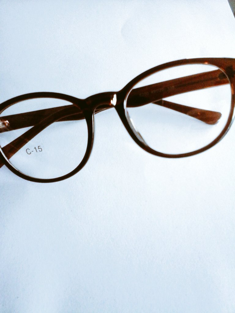 OptikCitra3's tweet photo. For young girl
Brown metalik
#Optisien
#Optik
#Optik Citra Pandeglang
#Sunglasses https://t.co/Yos3prKo81