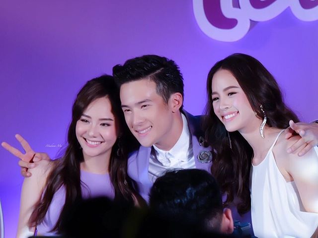 joyjoy_jma's tweet photo. #เจมส์มาร์ งือ น่ารักอะ😘😚😊#พระเอกห้างแตก #jamesma #เจมส์มาร์แปลว่าน่ารัก #jma #ScottPure #สก๊อตเพียวเร่พรุน ขอบคุณเครดิตภาพคะ https://t.co/K78hdcQDw5