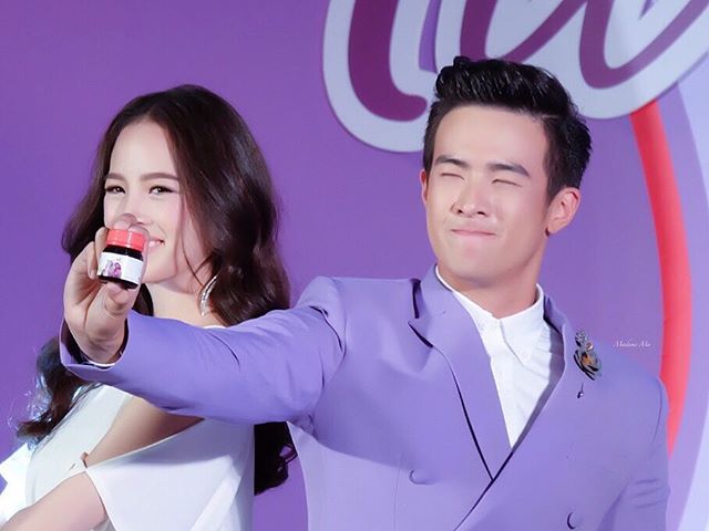joyjoy_jma's tweet photo. #เจมส์มาร์ งือ น่ารักอะ😘😚😊#พระเอกห้างแตก #jamesma #เจมส์มาร์แปลว่าน่ารัก #jma #ScottPure #สก๊อตเพียวเร่พรุน ขอบคุณเครดิตภาพคะ https://t.co/K78hdcQDw5
