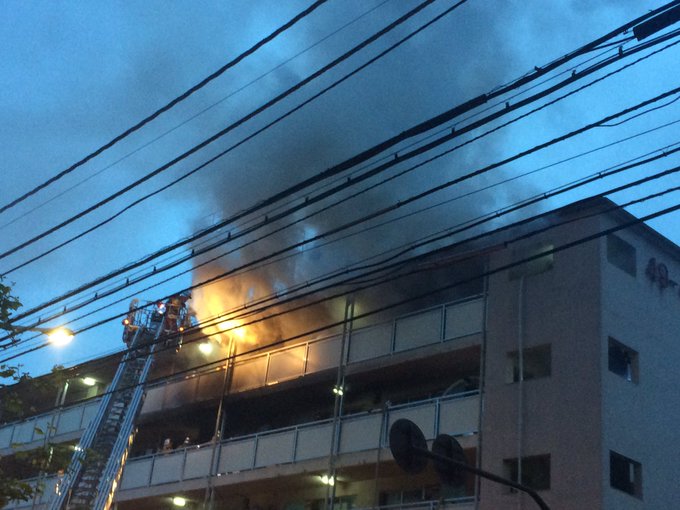 火事 笹塚の都営住宅団地で火災 爆発音と白い煙 東京都渋谷区 なかよし討議 火事 笹塚の都営住宅団地で火災 爆発音と白い煙 東京都渋谷区 なかよし討議