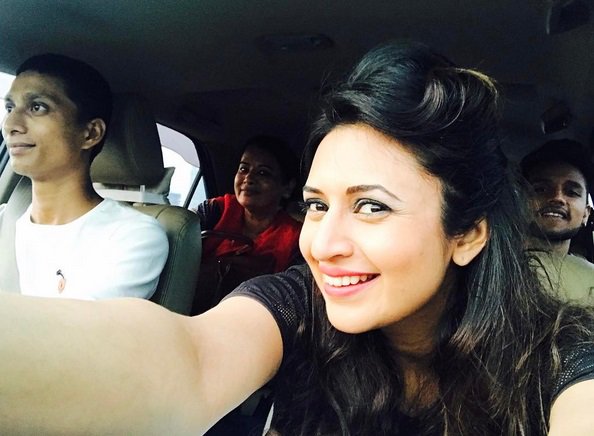 DivyankaRocks's tweet image. #Divyanka Instagram Update: Getting back home post a great #NightShoot.
A #ReliableTeam makes work far more enjoyable! 😍