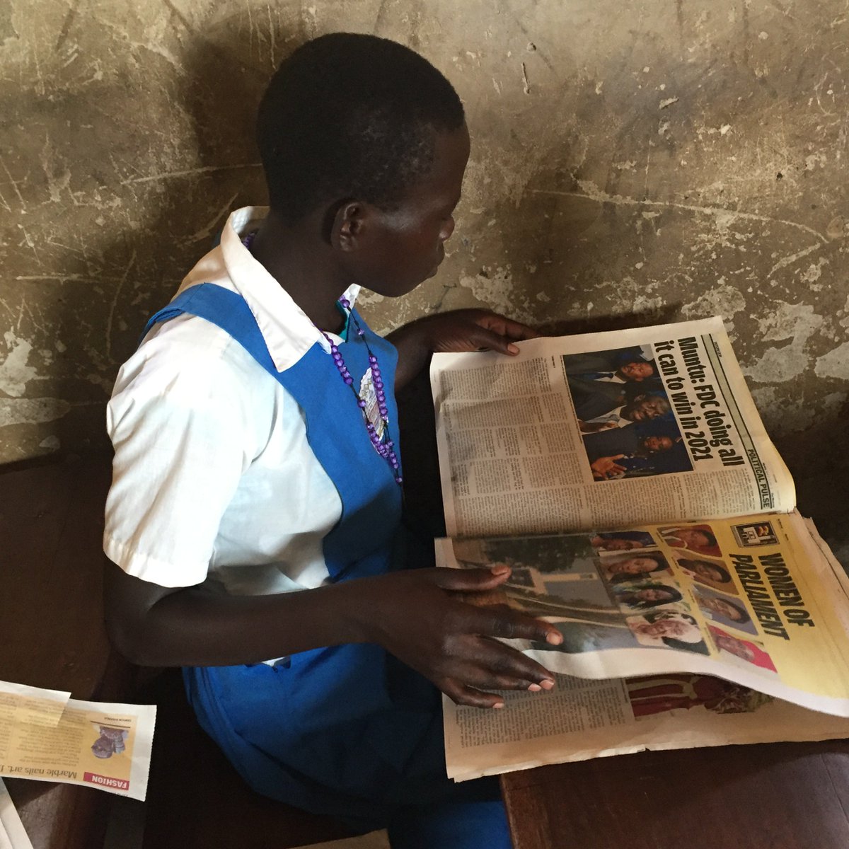 LifestitchesUG's tweet photo. #Lifestitches #AIDS Orphans school live skills #1training session Goal Setting. https://t.co/3gkuERrvXJ