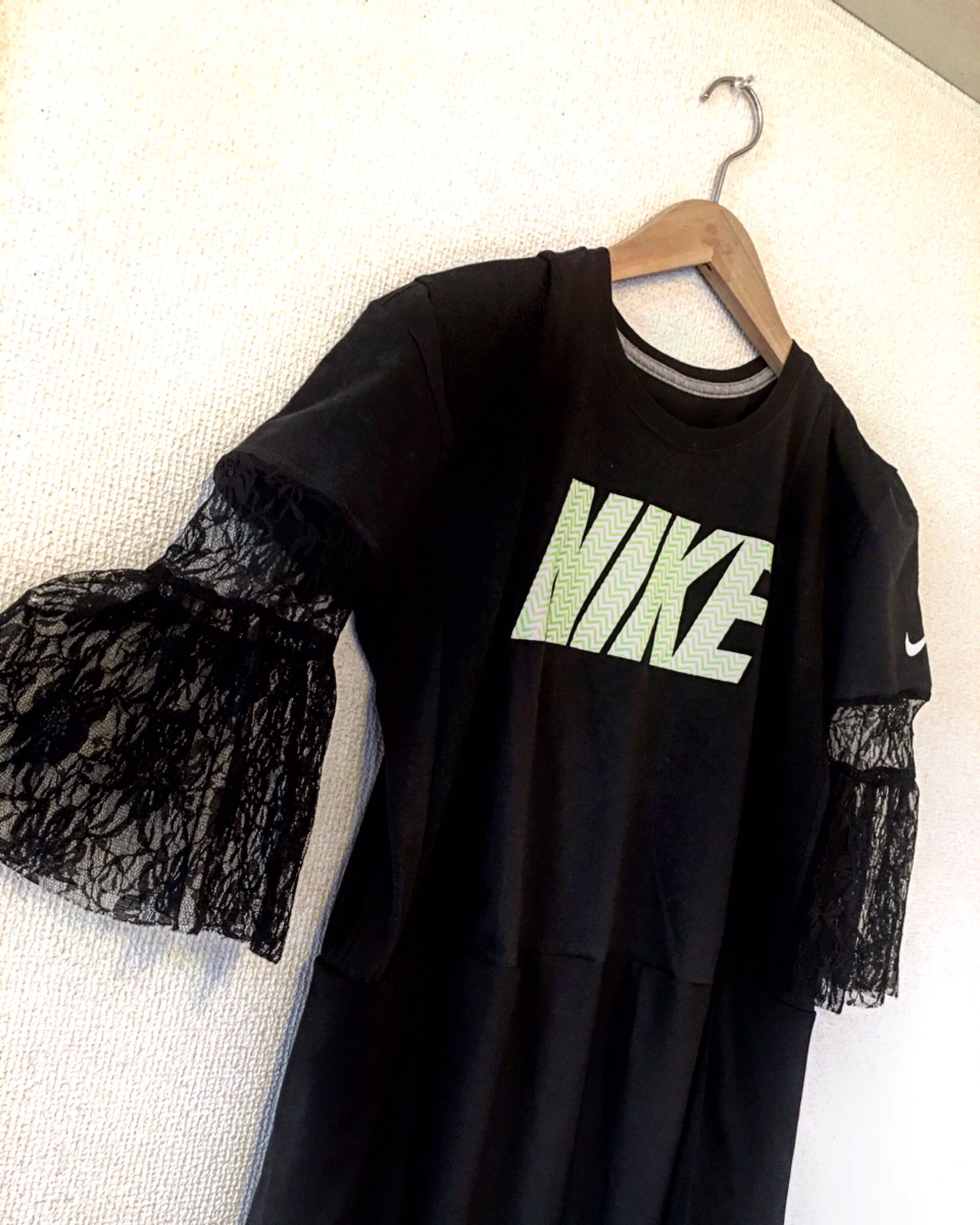 Kaya Remake Select アシンメトリー Nikeリメイクブラックレースワンピース またまた長っ 明日入荷予定 サラッと着て 衣装 原宿 リメイクワンピース 中野ブロードウェイ ナイキリメイク リメイク ハンドメイド 高円寺 下北沢