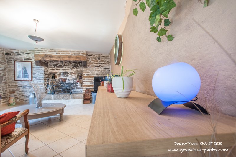 Graphique_photo's tweet photo. Un bien #immobilier à vendre ? Il vous faut des images valorisantes pour inciter à la visite : https://t.co/gxM6R9o0Yv https://t.co/qPMhy6wG0I