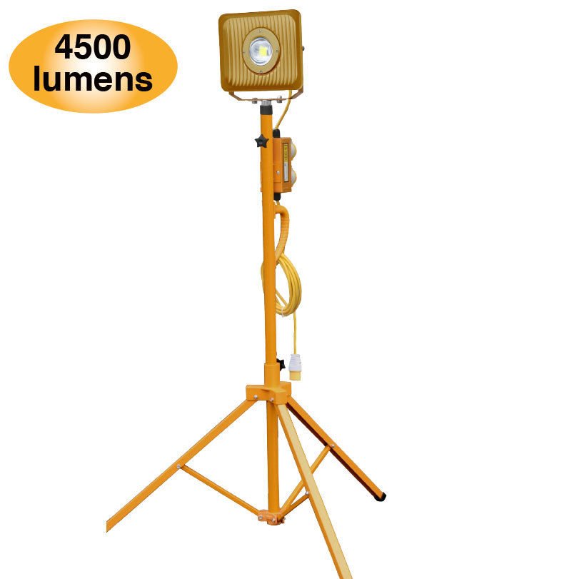 ToolsnetUK's tweet photo. High quality #LED site lights, transformers &amp; trailing leads now all on #offer grab yours before they're all gone

https://t.co/G8Sher8Pew https://t.co/sziQZH7zgv