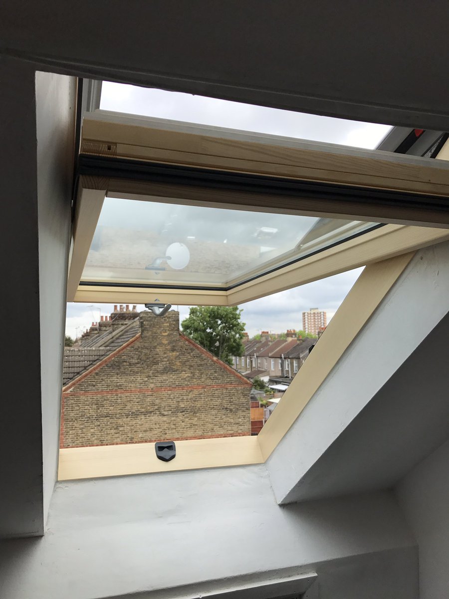 VeluxRepair's tweet photo. New Roto R7 top third  #Replacement #roof #window. Window supplied by @sterlingbuild from @RotoRoofingUK . Member of @RoofWindowRep https://t.co/y0vd1TNIDL