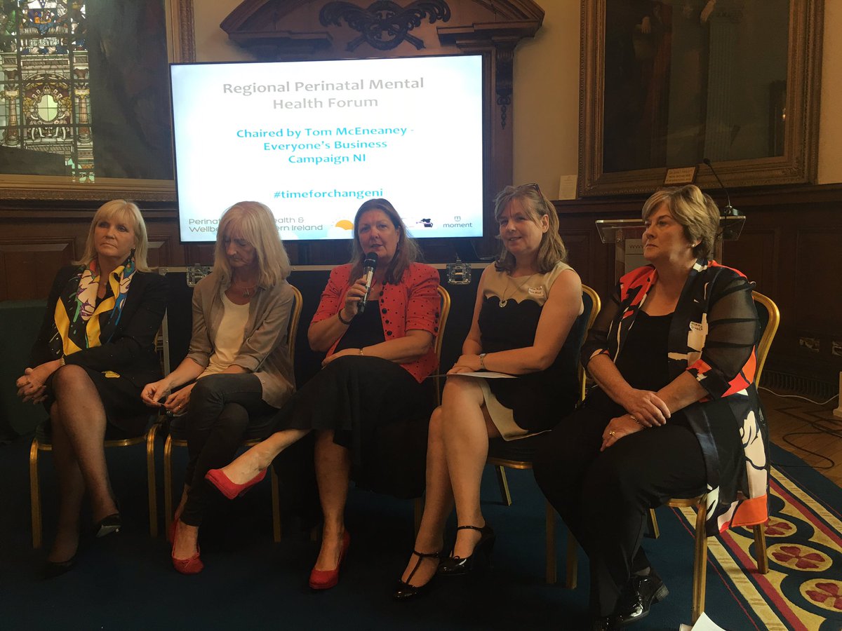 nualafmurphy's tweet image. #TogetherWomenCan #TimeForChangeNI is off with @Robinson_Linds