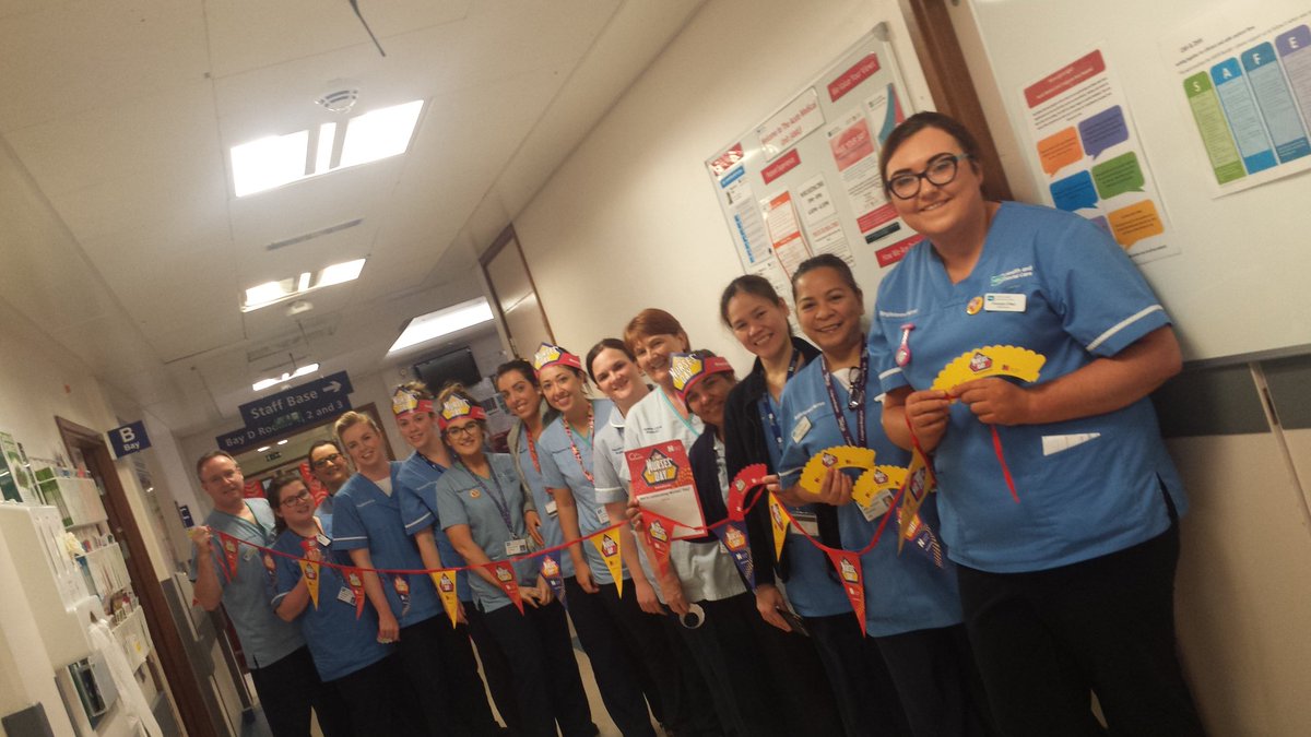 FrancisLavery's tweet photo. #InternationalNursesDay @FrancisLavery 😊 https://t.co/VXOeBdgOgI