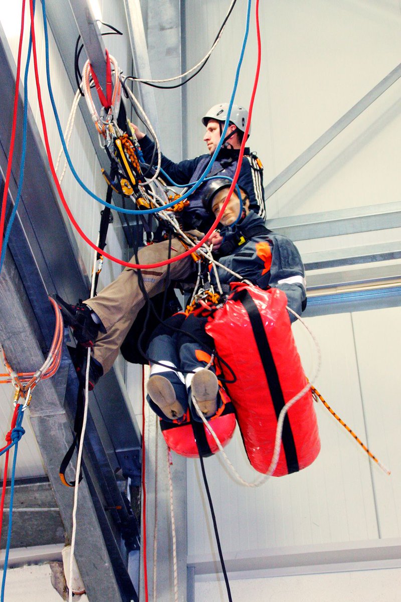 Skylotec's tweet photo. #IRATA course at our VRC! #safetyfirst #fallprotection #ropeaccess https://t.co/8hiGRz0NUo