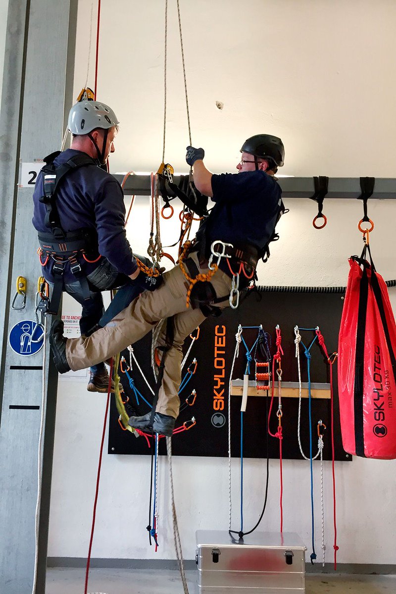 Skylotec's tweet photo. #IRATA course at our VRC! #safetyfirst #fallprotection #ropeaccess https://t.co/8hiGRz0NUo