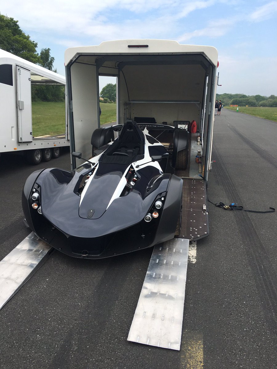 eliteracinglog's tweet image. Busy day yesterday with 3 cars, 4 moves. Keep it coming