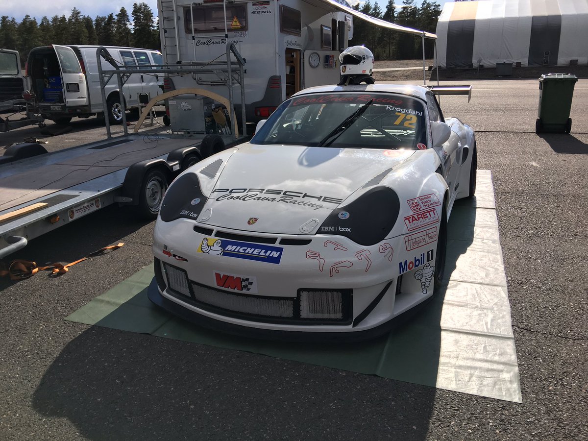 KrogdahlPal's tweet photo. Time for work life balance! #FastIoT #BoxsterRSR #PorscheRacing @CoolCavaRacing https://t.co/2Nt3DY4Q6O